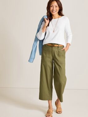 Tommy Bahama White Long Sleeve Scoop Neck Tee